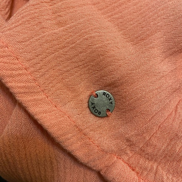 Roxy Tops - Picture 3 of 6